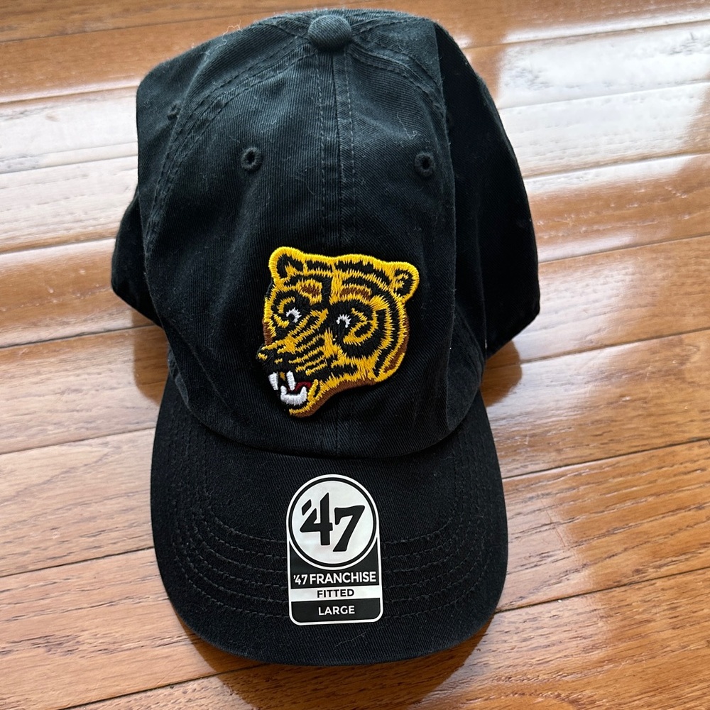 47 Brand Brand new with tags Boston Bruins hat